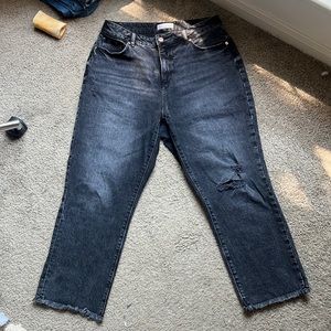 Loft - The Curvy Straight Crop - Black wash Jean